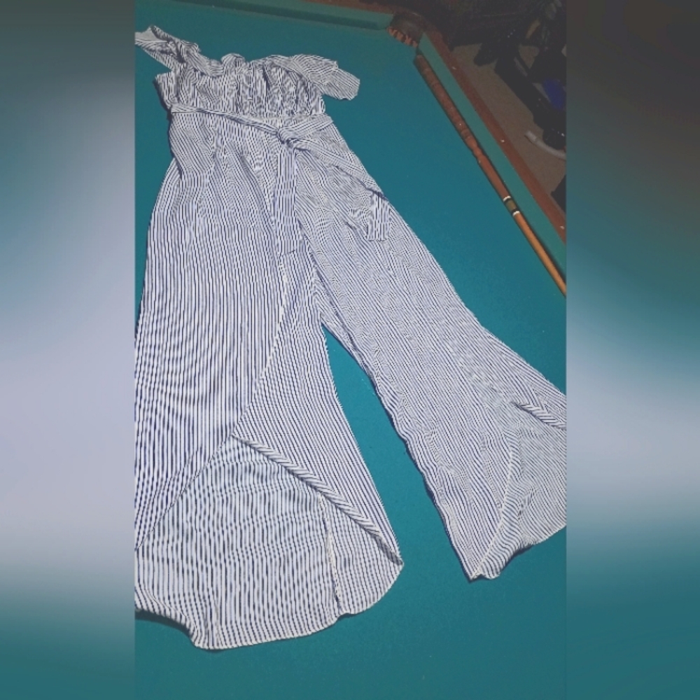 Fashion Nova Jumpsuit/Romper